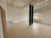 Pronájem - kanceláře, 43 m²