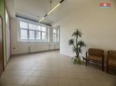 Pronájem - kanceláře, 70 m²