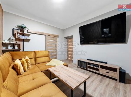 Teplicka╠ü 224_53_19.jpg | Prodej bytu, 2+1, 63 m²