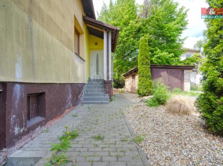 vstup.jpg | Prodej - obchodní prostor, 142 m²