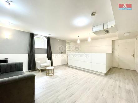 IMG_7753-1736852804629.jpeg | Pronájem - obchodní prostor, 145 m²