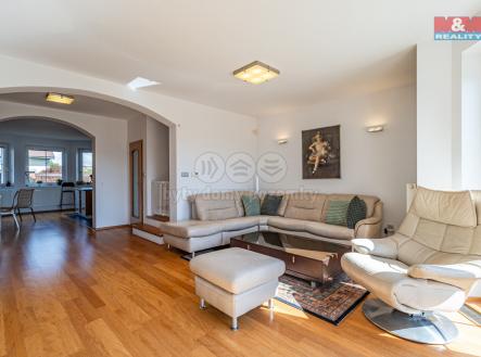 veltrusy_ustadionu-3 (2).jpg | Prodej - dům/vila, 180 m²