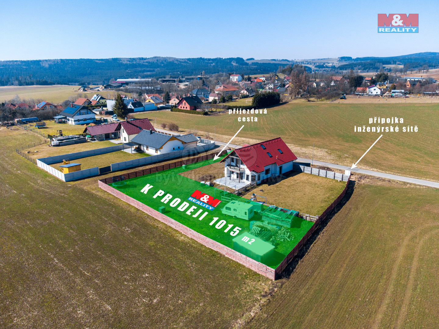 2 pozemek 1015m.jpg