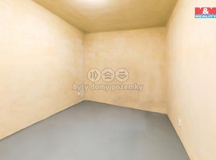 hr3.jpg | Prodej - obchodní prostor, 65 m²