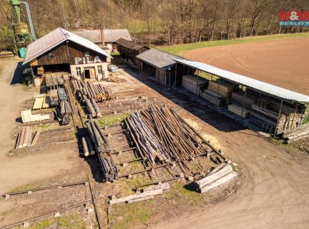pohled na areál | Prodej - výrobní prostor, 137 m²