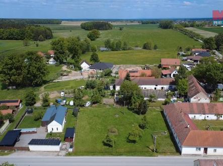 9332b3d0-88e2-4415-80a5-05c60ba57495.jpg | Prodej - pozemek pro bydlení, 886 m²