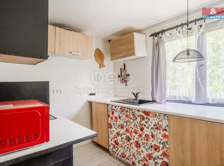 kuchyňský kout | Prodej - chata/rekreační objekt, 35 m²