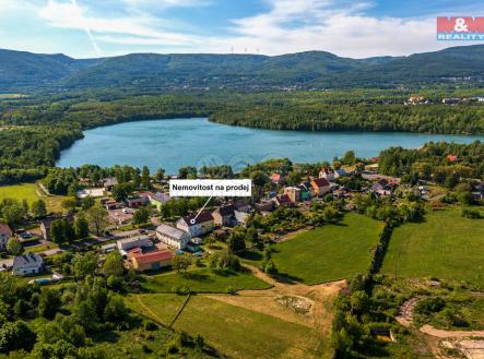 Pohled na jezero a dům | Prodej - dům/vila, 260 m²