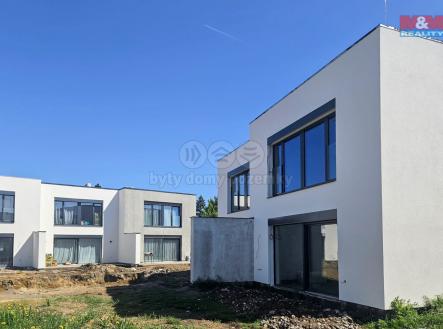 2a2fa678-97ba-4dd1-a468-b53a31ca661c.jpeg | Prodej - dům/vila, 121 m²