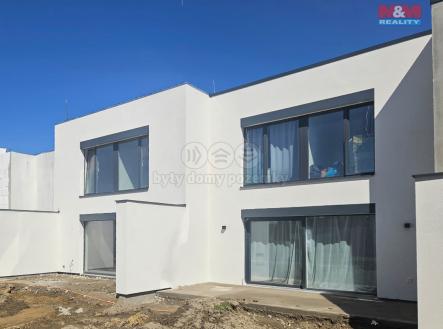 e4826654-9224-4135-bfee-49a91c48f445.jpeg | Prodej - dům/vila, 121 m²