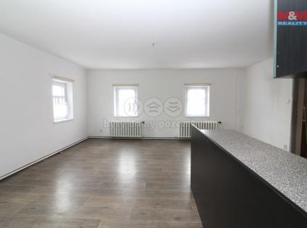 Obývací pokoj s KK | Pronájem bytu, 1+1, 40 m²