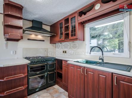 . | Prodej - pozemek pro bydlení, 787 m²