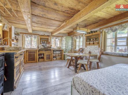 ae05bb33-9f7f-48d2-8228-c28c497df3f1.jpg | Prodej - dům/vila, 85 m²