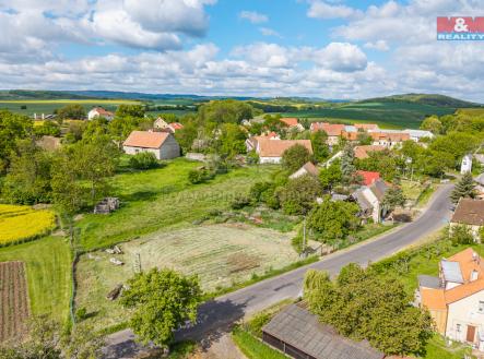 výhled do okolí | Prodej - pozemek pro bydlení, 1 977 m²