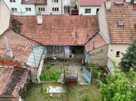 DJI_20231115191137_0033_D - frame at 0m13s.jpg | Prodej - dům/vila, 74 m²