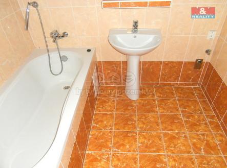 3-vpravo přiv k pračce.jpg | Pronájem bytu, 3+1, 70 m²