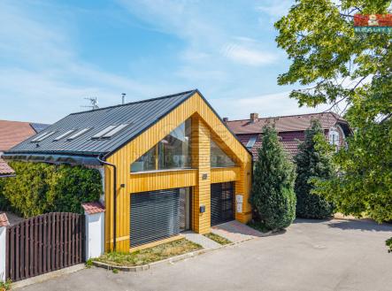 909195 - Prodej rodinného domu, 190 m², Praha, ul. Žampiónová | Prodej - dům/vila, 190 m²