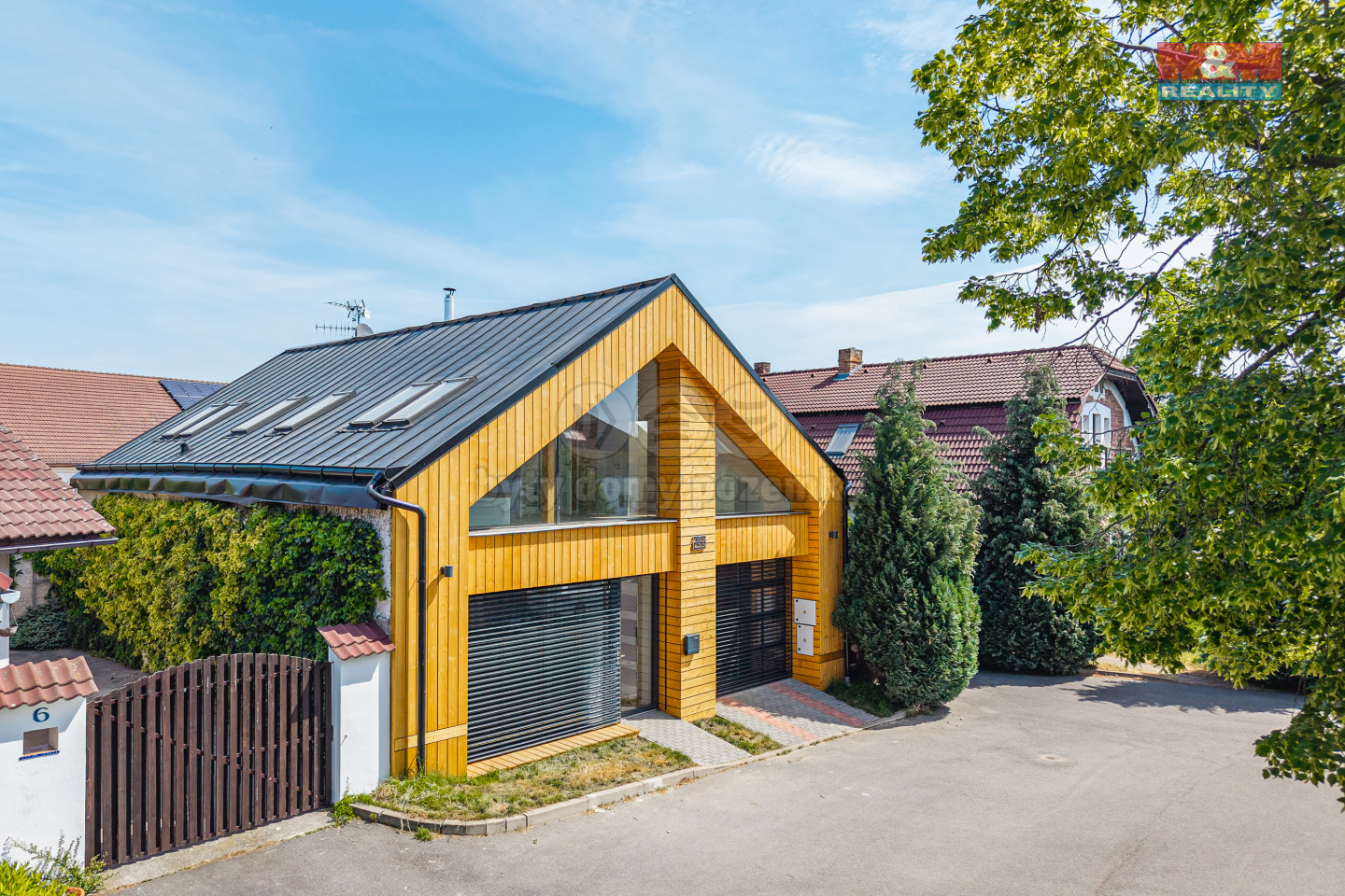 909195 - Prodej rodinného domu, 190 m², Praha, ul. Žampiónová