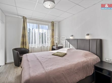 Pokoj | Prodej - hotel, 500 m²
