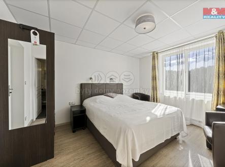 Pokoj | Prodej - hotel, 500 m²