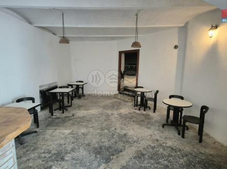 20250521_120012.jpg | Pronájem - obchodní prostor, 157 m²