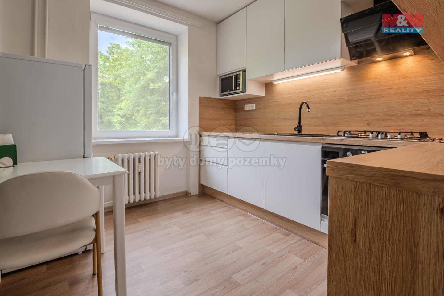 d85-2707-hdr.jpg