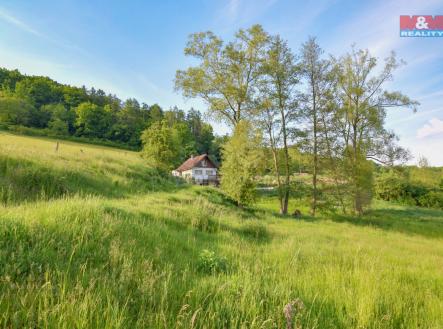 pozemek u domu | Prodej - chata/rekreační objekt, 100 m²