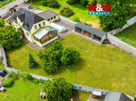 pohled na nemovitost | Prodej - dům/vila, 240 m²