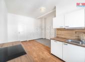Pronájem bytu, 1+1, 60 m²