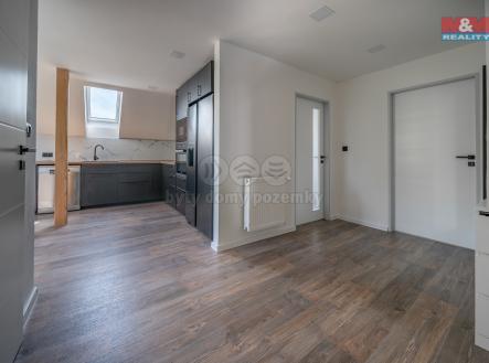 Pronájem bytu 3+1, 92 m², Radonice, ul. Růžičkova | Pronájem bytu, 3+1, 92 m²