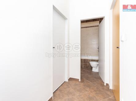 5601c453-c604-4b0c-b9fe-8ceafe806f7f.jpg | Pronájem bytu, 1+1, 43 m²