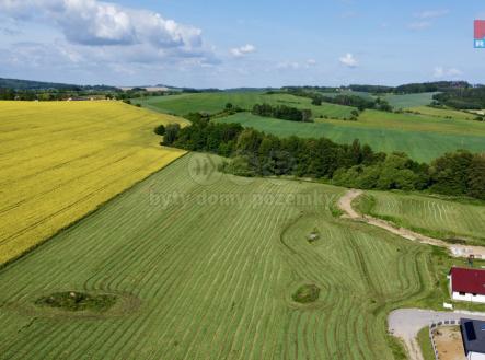 dji_fly_20250527_093538_957_1748331545030_photo_optimized.jpeg | Prodej - pozemek pro bydlení, 1 014 m²