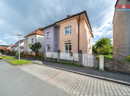 a1.jpg | Prodej - dům/vila, 218 m²