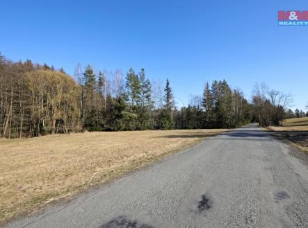pohled na pozemek | Prodej - pozemek, trvalý travní porost, 527 m²