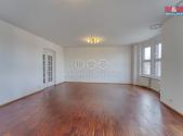 Pronájem - kanceláře, 268 m²