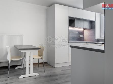 39.jpg | Pronájem bytu, 2+1, 55 m²
