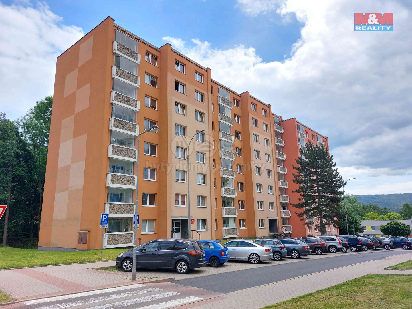 Dům