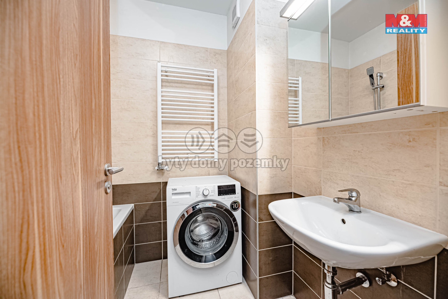 bedadc94-4212-4be5-a732-9867f5e689ba.jpg
