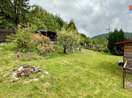 Pohled na zahradu | Prodej - chata/rekreační objekt, 10 m²