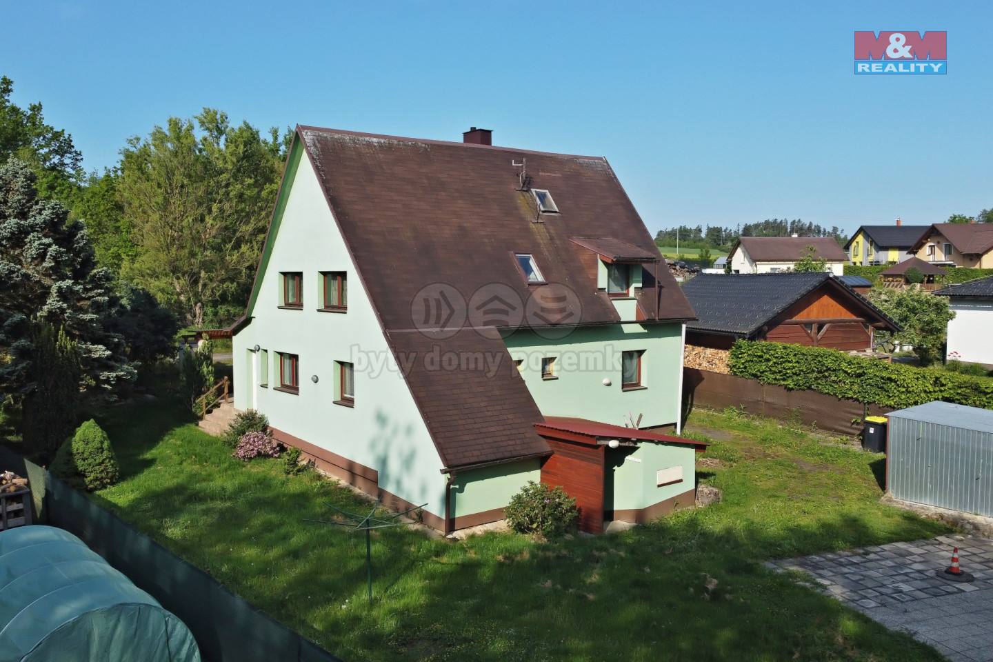 dům