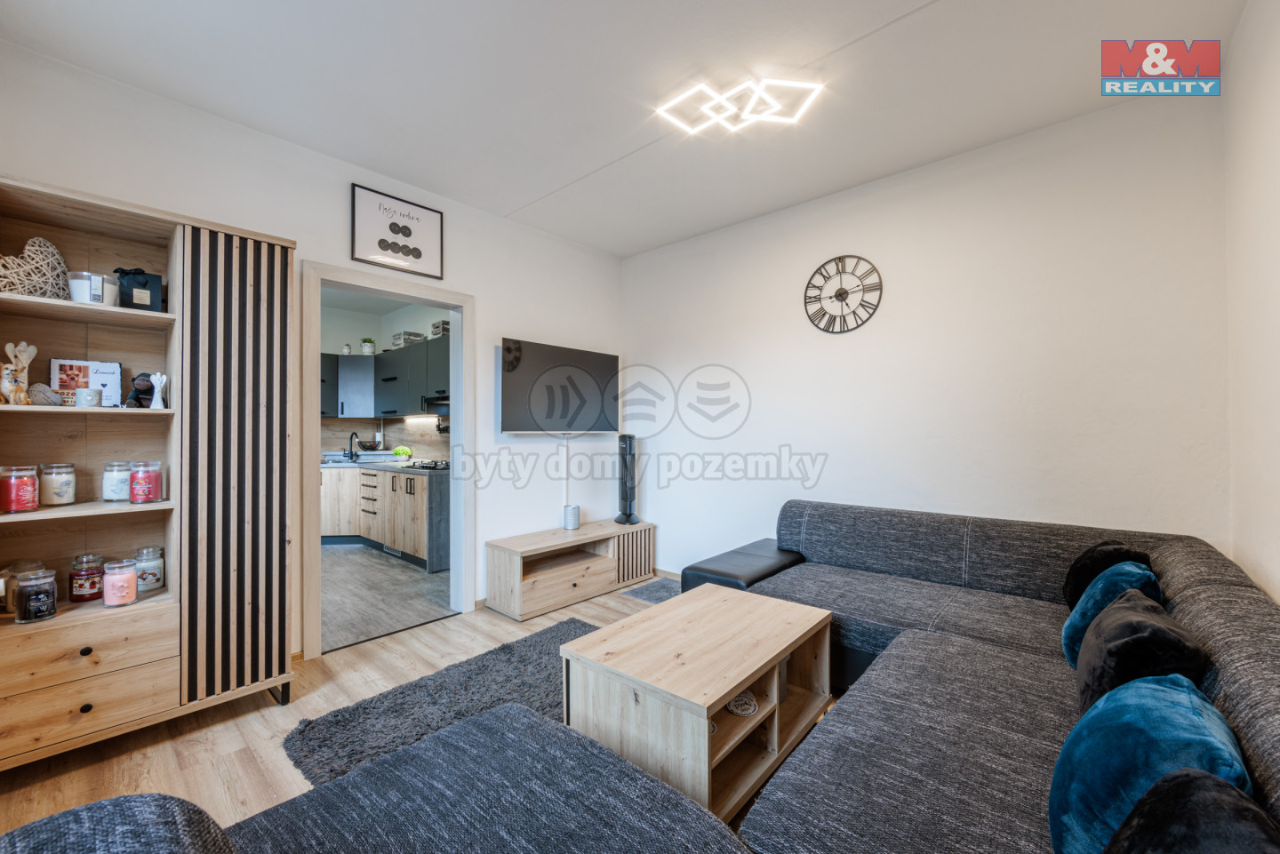 6U1A3649-HDR.jpg