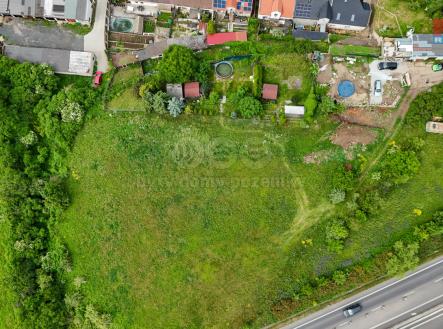 Zahrada + příjezdová cesta  | Prodej - pozemek, zahrada, 363 m²