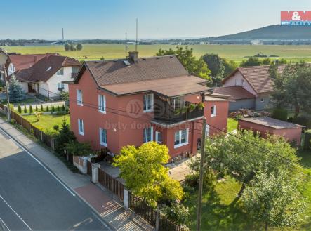 pohled na dům  | Prodej - dům/vila, 160 m²