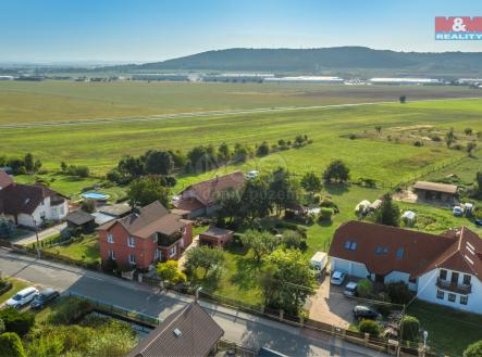 pohled na dům  | Prodej - dům/vila, 160 m²