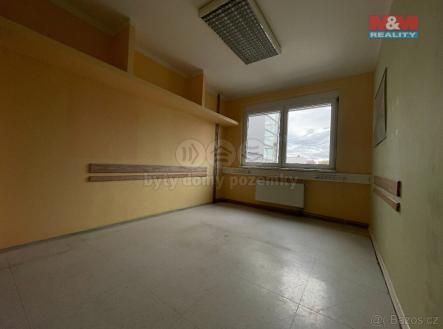 196481765 (2).jpg | Pronájem - kanceláře, 15 m²