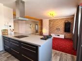 Pronájem bytu, 4+kk, 127 m²