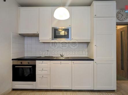 PXL_20250602_165314889~3.jpg | Pronájem bytu, 1+kk, 34 m²