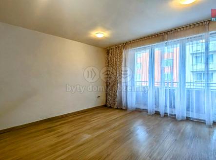 PXL_20250602_165350472~4.jpg | Pronájem bytu, 1+kk, 34 m²