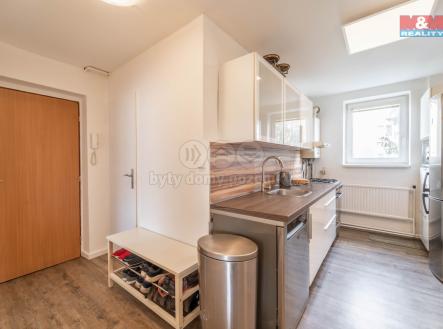 SKR02120-HDR.jpg | Prodej bytu, 3+1, 62 m²