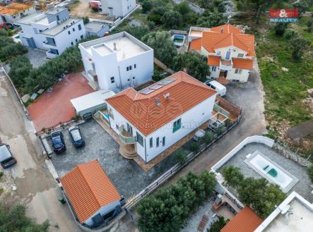 Ch2.jpg | Prodej - dům/vila, 266 m²
